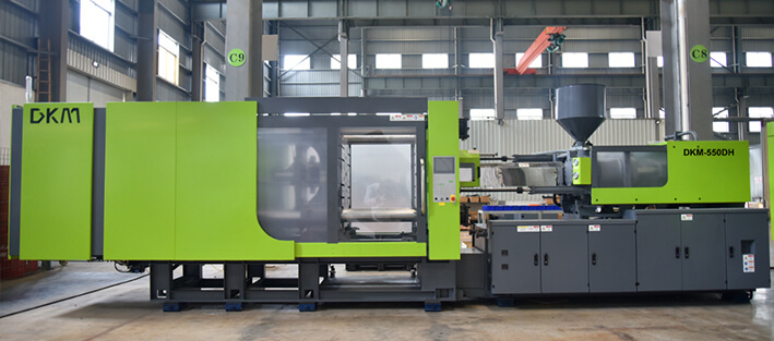 金沙集团1862ccDF春风注塑机550吨